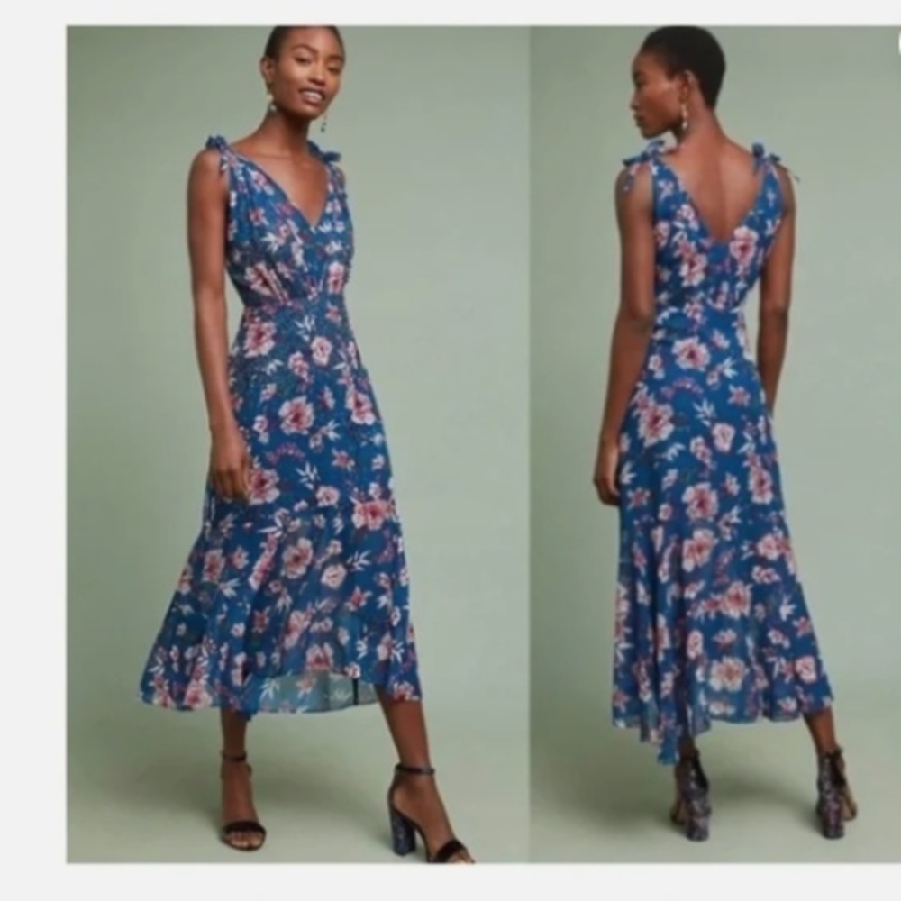 NWOT Ranna Gill Blue Floral Midi Dress